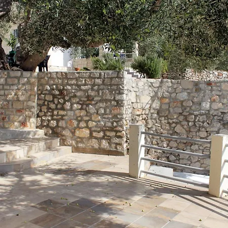 Jedra 2583b Appartement Gdinj